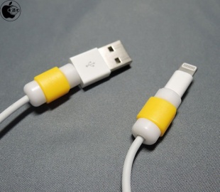 iPhone用Lightningケーブル保護カバー2P