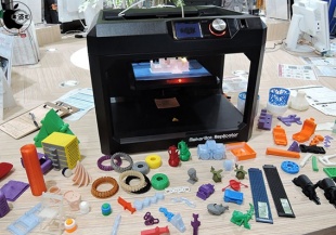 MakerBot Replicator