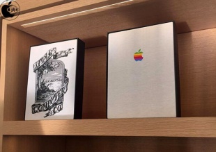 Apple40周年記念Tシャツ