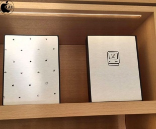 Apple40周年記念Tシャツ