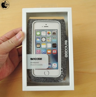Incase Sports Armband for iPhone 5/5s/SE