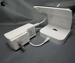 Belkin PowerHouse Charge Dock for Apple Watch