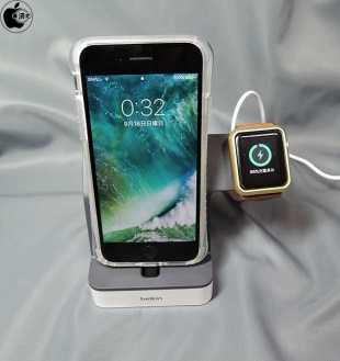 Belkin PowerHouse Charge Dock for Apple Watch