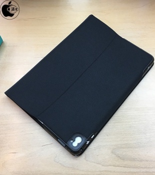 Logicool CREATE Backlit Keyboard Case for 9.7インチiPad Pro