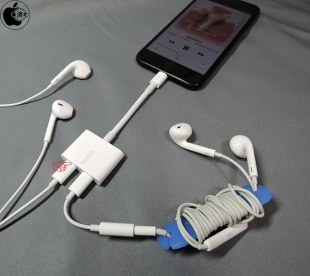 Belkin Lightning Audio + Charge Rockstarで両方オディオの場合