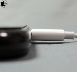 Apple Lightning - 3.5 mmヘッドフォンジャックアダプタ