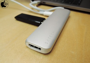 Satechi スリム アルミニウムType-C マルチポートアダプター (Type-C 充電ポート/HDMIポート付き)