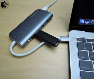 Satechi Aluminum Multi-Port Adapter 4K