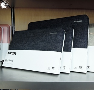 Incase Slim Sleeve with Ecoya ネイビー