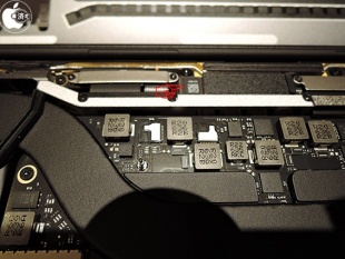 MacBook Pro (15-inch, Late 2016)