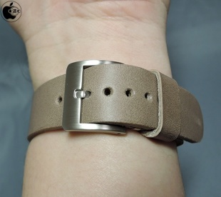 SLG Design Apple Watch