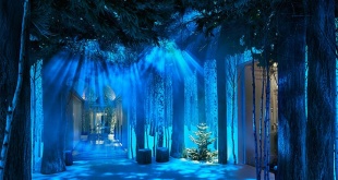 Claridge's Christmas Tree 2016