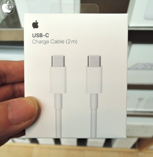 Apple USB-C充電ケーブル(2m)