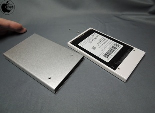 Satechi Type-C Aluminum HDD / SSD Enclosure