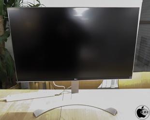 LG 27UD88-W