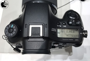 SONY α99 II