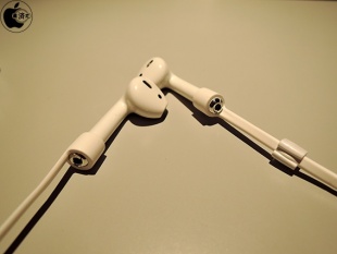 Spigen AirPods Strap
