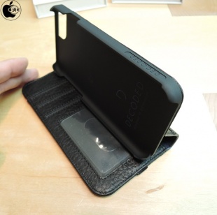 Decoded Leather Wallet Case for iPhone 7