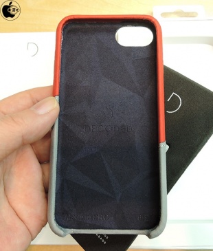 Decoded Leather Snap-On Case for iPhone 7