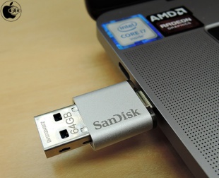 SanDisk 64GB Dual Drive USB-Cフラッシュドライブ