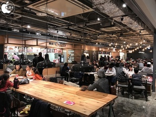 草叢BOOKS フードコート