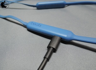 BeatsXイヤフォン