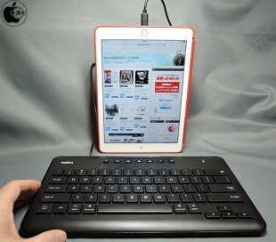 Belkin Secure Wired Keyboard for iPad with Lightning Connector