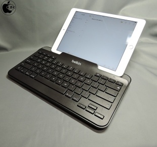 Belkin Wired Keyboard with Stand for iPad (Lightning Connector)