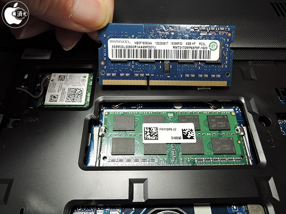 Lenovo ideapad 300のメモリとHDDをアップグレードする | Windows
