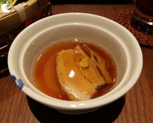 春大根と豚角煮の炊き合わせ