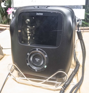 instax SQUARE SQ10