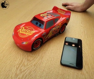 Ultimate Lightning McQueen Robot by Sphero