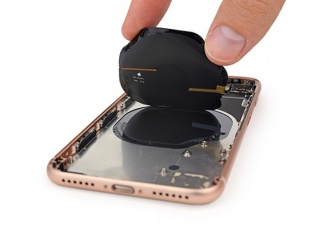 iPhone 8 Teardown