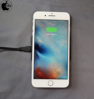 Spigen F302W / iPhone 8 Plus