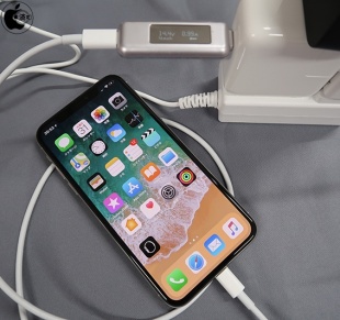 Apple 29W USB-C電源アダプタ