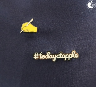 Today at Apple バッジ