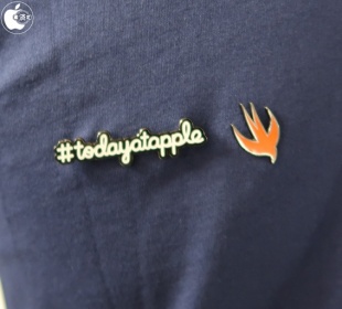 Swiftピンバッジ