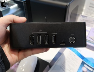 Sonnet eGFX Breakaway Puck