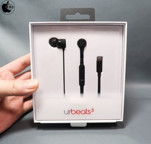 urBeats3イヤフォン(Lightningコネクタ付き)
