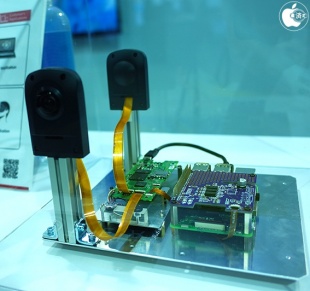 RICOH THETA V プラグイン開発