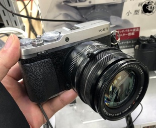 FUJIFILM X-E3