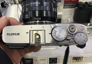 FUJIFILM X-E3