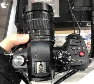 LUMIX GH5s