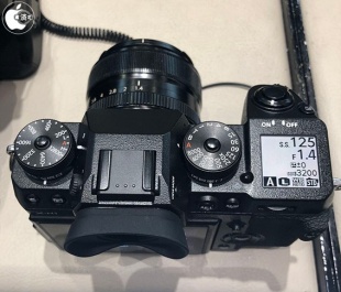 FUJIFILM X-H1