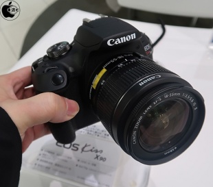 EOS Kiss X90