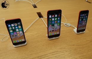 iPhone 8・iPhone 8 Plus（PRODUCT）RED Special Edition