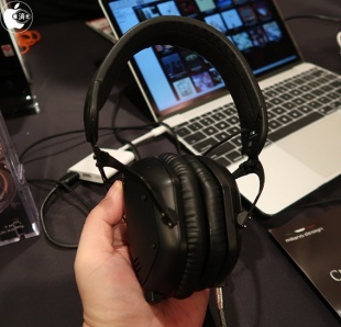 V-MODA CROSSFADE M-100 BALANCED EDITION