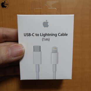 Apple Lightning – USB-Cケーブル（1 m）
