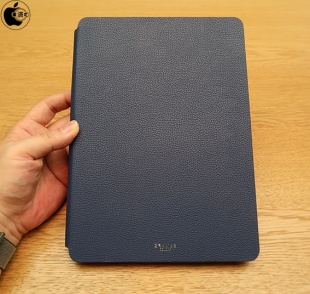 GRAMAS COLORS "EURO Passione" Book PU Leather Case for iPad 9.7