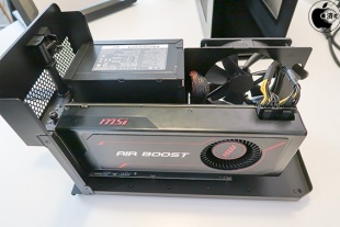 外付け eGPUBOX Razer Core X Radeon RX-580 Razer、ノートパソコン用の外付けGPUボックス「Razer Core X